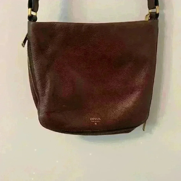 FOSSIL "Preston" Brown Pebbled Leather Expandable Crossbody - Picture 3 of 7